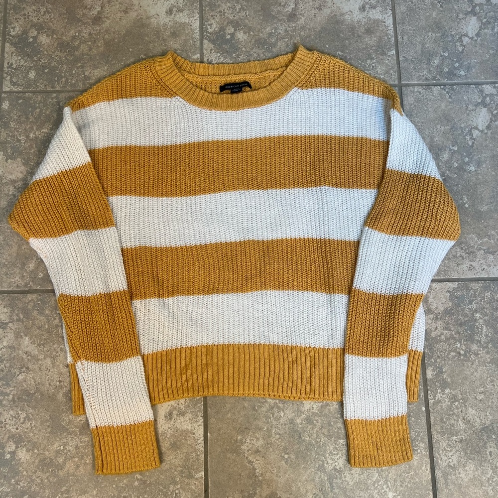American eagle sweater